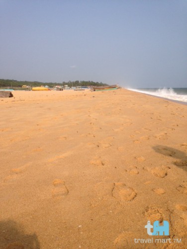 Spuren im Sand, Isola di Cocco Beach Resort (Indien, Kerala)