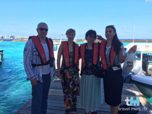 Yanas Reisegruppe auf den Malediven